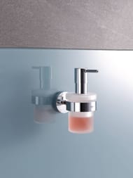 Дозатор жидкого мыла с держателем Grohe Essentials 40448001 стекло/хром