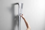 ������� ����� Hansgrohe Pulsify E 100 1jet EcoSmart+ � ������� ������� 900��, ���� 24381000