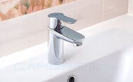 Смеситель для раковины Grohe BauEdge 23330000 однозахвтный, низкий излив 90мм, цвет: хром