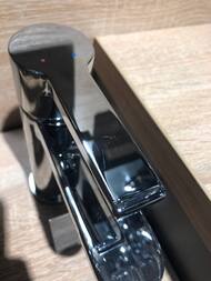 Уценка! Смеситель Duravit B.2 для раковины однозахватный , излив 101мм, хром B21010002010 - уценка. — изображение 5