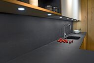 Керамогранитная плитка LAMINAM Calce Nero (1000х3000х3,5) бетон, черная LAMF006379 (кв.м.)