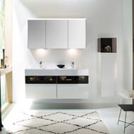 ����� � ������� ��������� Burgbad Yumo 1315�610�470 ���������, 4 �����, ������/����� SFKM132F3193