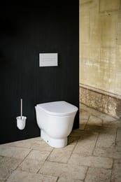    Laufen New Classic , Saphirkeramik, :  8.7385.2.000.000.1