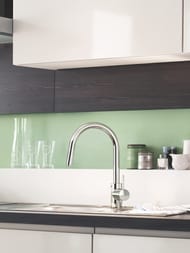 Смеситель для кухни Grohe Eurosmart Cosmopolitan выдвижной излив 188 мм,однозахватный,хром 31481001 — изображение 2
