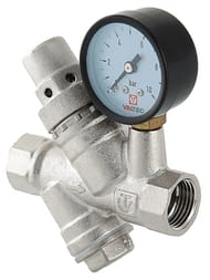 �������� �������� VALTEC 1/2" � �������� � ����������. VT.082.N.04