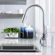 Смеситель Hansgrohe Focus M41 для кухни 240 мм вытяжной поворотный излив хром 31815000