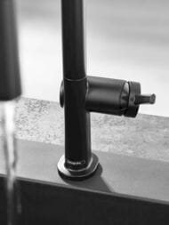 Смеситель Hansgrohe Talis M54 для кухни 210 вытяжной душ, поворотный 2jet sBox черный мат 72801670 — изображение 3