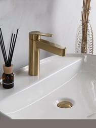 Раковина накладная BelBagno (610х415х140) овальная, с отверстием под смеситель, белая BB1346