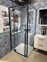 Уценка! Душевой уголок IDDIS Slide (900х900х1950) квадратный, черный, стекло прозр, алюм. профиль