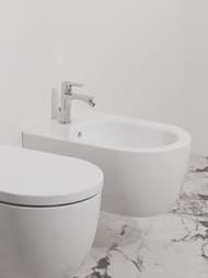 Биде подвесное Ideal Standard BLEND 355x540x250 со скрытым креплением T375001