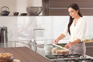 Смеситель Grohe Essence 30270000 для кухни, однорычажный, гибкая подводка 3/8
