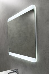 Зеркало BelBagno (700x30x700) с подсветкой и сенсорным выключателем SPC-CEZ-700-700-LED-TCH