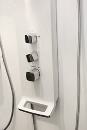 Душевая панель Hansgrohe Raindance Lift с термостатом, белый/хром 27008400