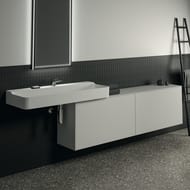 ����� ��� �������� Ideal Standard CONCA (1985x373x550) 4 �����, �����, �� ����������� T4332Y1