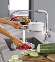 Смеситель Grohe Essence 30270000 для кухни, однорычажный, гибкая подводка 3/8