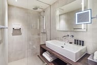 Смеситель Grohe Essence 19967001 для раковины на два отверстия, встраиваемый, внешняя часть