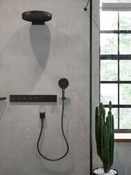 Верхний душ Hansgrohe Rainfinity 360мм 1jet с настенным держателем, черный матовый 26230670 — изображение 2
