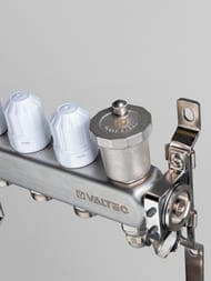 Коллекторная группа VALTEC  3 выхода, 1"х3/4" с расходомерами, нержавеющая сталь VTc.579.EMNX.0603