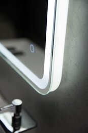 Зеркало BelBagno (600x30x800) подсветка, сенсорный выключатель,подогрев SPC-MAR-600-800-LED-TCH-WARM