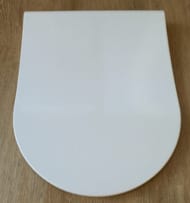 Уценка! Cиденье тонкое Vitra 364х455  дюропласт, мягкое закрытие 110-003-019