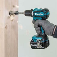 Шуруповерт MAKITA DDF485Z аккумуляторный, 18В Li-ion бесщеточн. 500/2000об/мин, 13мм, без акк. и з/у
