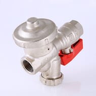 Кран 1/2"ВВ VALTEC КФРД универсальный, c фильтром и редуктором давления VT.300.N.04