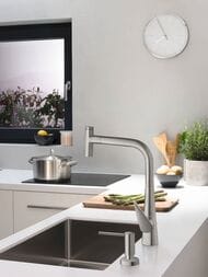 Смеситель Hansgrohe Talis Select M51 для кухни 300 вытяжной излив, сталь 73867800 — изображение 2