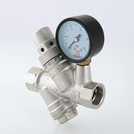 Редуктор давления VALTEC 1/2" с фильтром и манометром. VT.082.N.04