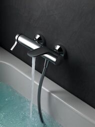 Смеситель для ванны Ideal Standard MELANGE A4271AA короткий излив, без душевого набора