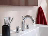 Смеситель для раковины Grohe BauClassic 20470000 двухзахватный, на 3 отверстия, д/к, цвет: хром
