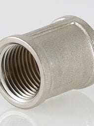 Муфта VALTEC  1/2" латунь никелированная VTr.270.N.0004
