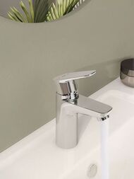 Набор смесителей Vitra Flow Soft 3-в-1 для раковины, ванны и душа, душевой комплект,хром A42301EXP