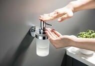 Дозатор для жидкого мыла Aquatek Европа AQ4105CR подвесной, стекло матовое, латунь, цвет: хром — изображение 4