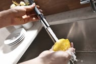 Смеситель для кухни Lemark COMFORT LM3071C-Gray гибкий излив, канал для питьевой воды, серый/хром