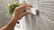   Hansgrohe WallStoris 27929700 2. :  