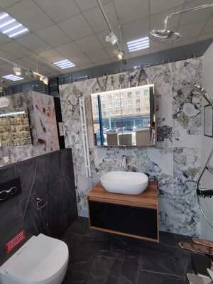 Уценка! Комплект мебели Vitra Metropole подвесной, цвет: сливовое дерево/черное стекло