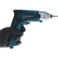 Дрель-шуруповерт MAKITA TD0100 ударный, сетевой 1/4", 230 Вт, 3600об/мин, 20-90мм