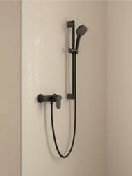 Смеситель для душа Hansgrohe Vernis Blend 71640670 настенный, однозахв., без излива, черн. мат — изображение 2