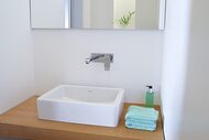 Смеситель Hansgrohe Metris 31251000 LowFlow на раковину, встраиваемый, на 2секции, излив 165мм, хром