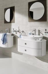 Смеситель Grohe Essence 23590001 для умывальника, однорычажный, S-Size