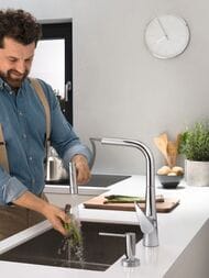Смеситель Hansgrohe Talis Select M51 для кухни 220 вытяжной излив, хром 73852000 — изображение 4