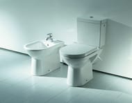 Унитаз компакт Laufen PRO 8.2495.6.000.000.1+8.2695.0.000.278.1 (360х670х780) горизонтальный выпуск, арматура Geberit, б/п