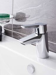 Набор смесителей Vitra Solid S для раковины, ванны/душа, ручной душ и штанга A49227EXP