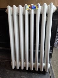 ������! �������� Zehnder Charleston 3057 ������������� 8 ������, ������ ����������� 1/2", �����