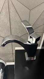 ������! ��������� Zeegres Z.Novara 56003001 ��� ��������, �������������, ����� 121��