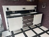 Тумба под умывальник Devon&Devon Jazz3 с мраморной столешницей nero marquina, pure white/fango/хром