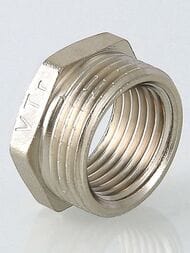 Футорка VALTEC  3/4"Н х 1/2"В латунь никелированная, VTr.581.N.0504