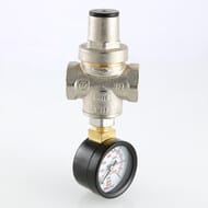 Редуктор давления VALTEC 1/2" поршневой с манометром 0,5-5,5 бар VT.088.N.0455