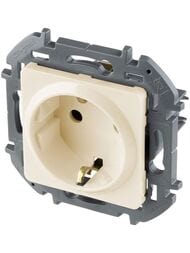  LEGRAND INSPIRIA   16    673721