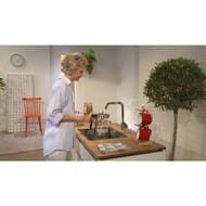 Смеситель Hansgrohe Focus M41 для кухни 260 мм поворотный излив хром 31820000
